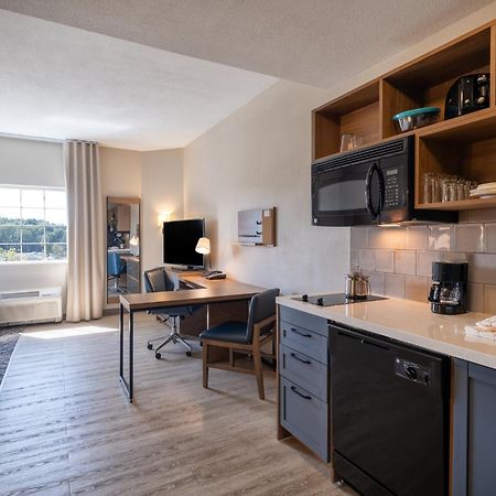 Candlewood Suites Manassas By Ihg Екстер'єр фото
